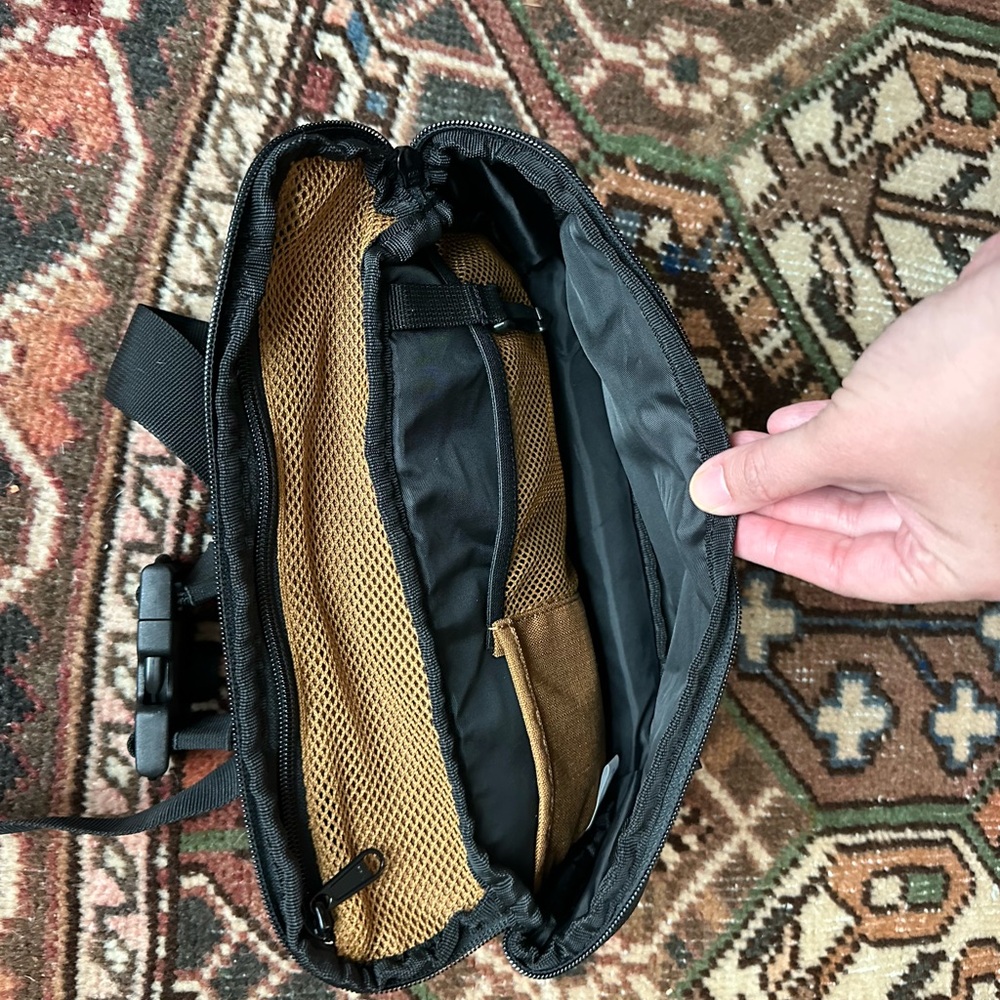 Carhartt Cargo Series Brown Canvas Waist or Sling Bag - Picture 4 of 4
